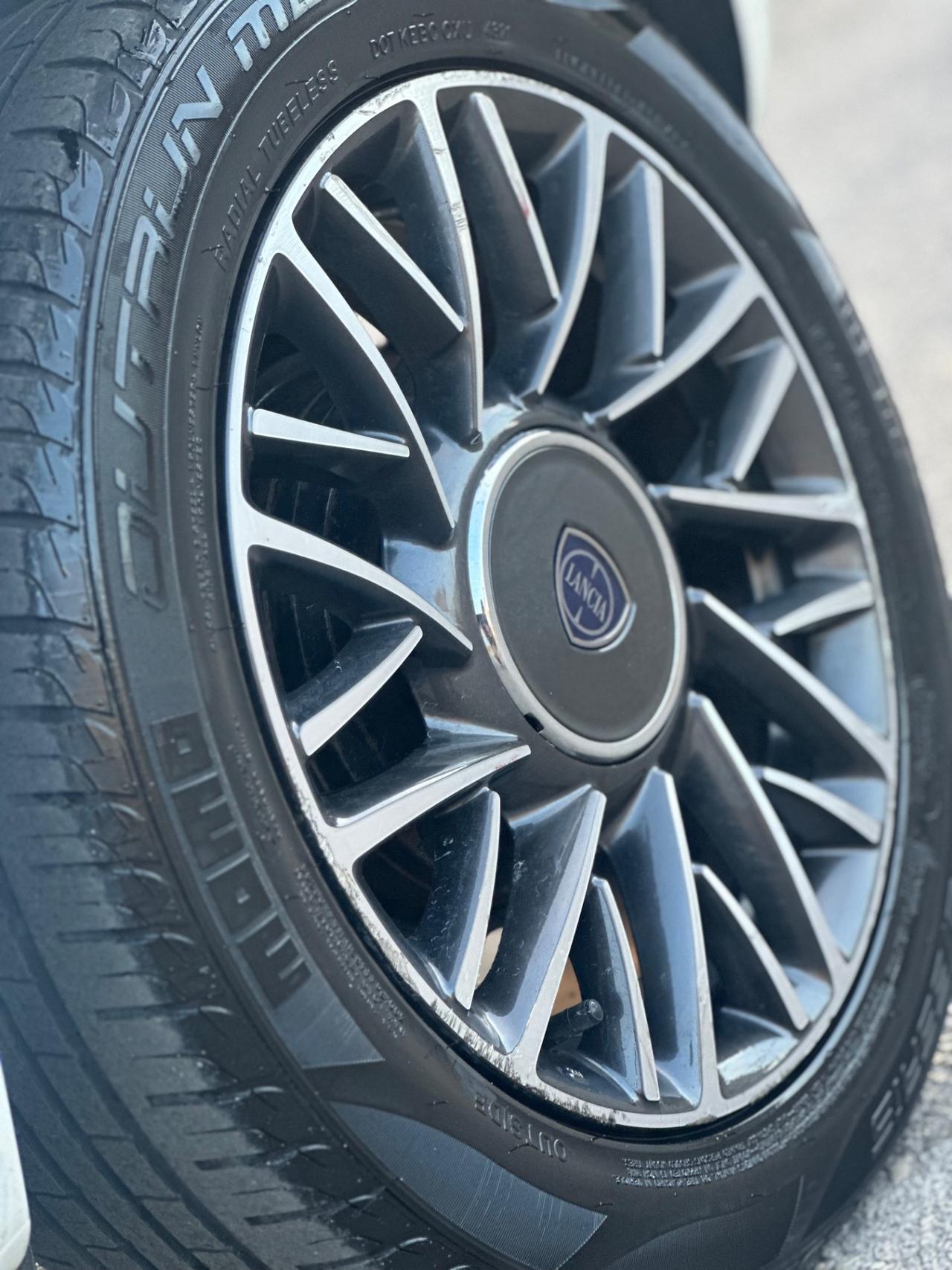 Lancia YPSILON 1.2 GPL 2016 - BELLA