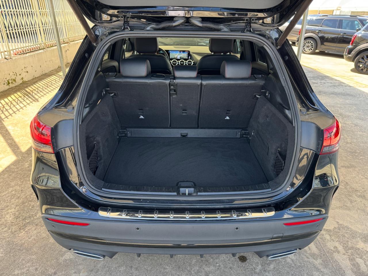 MERCEDES-BENZ GLA 200 d AUTOMATIC. PREMIUM AMG