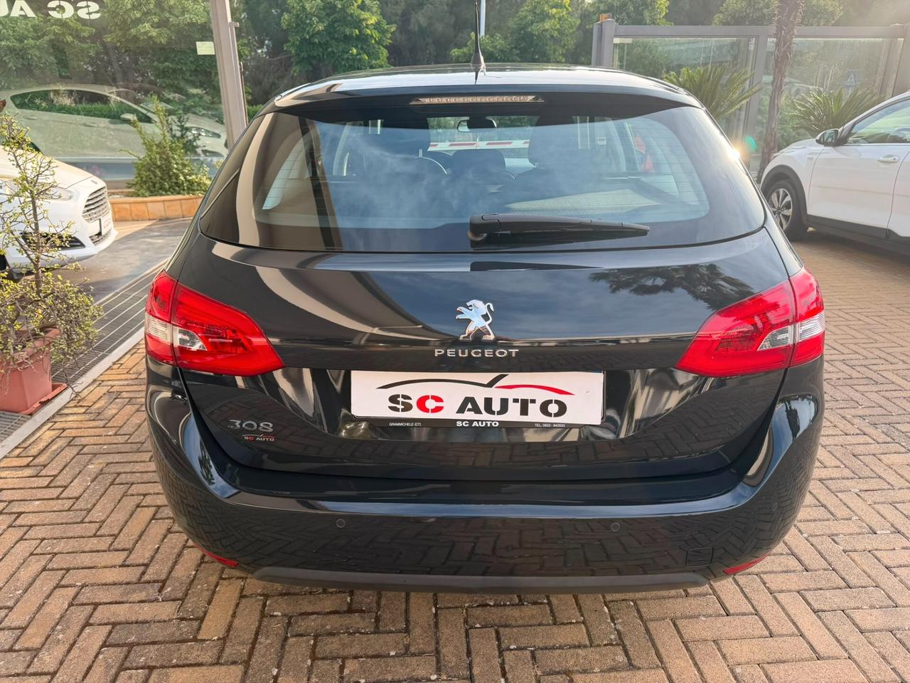 Peugeot 308 BlueHDi 100 S&S SW Business