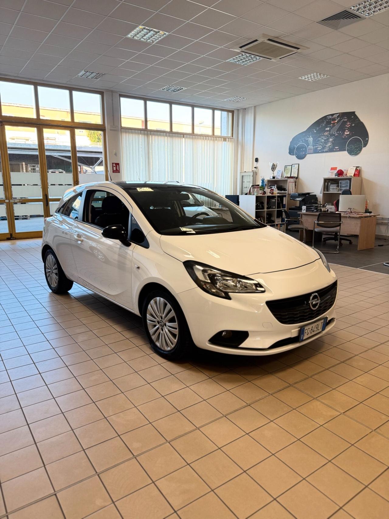 Opel Corsa 1.3 CDTI Coupé b-Color