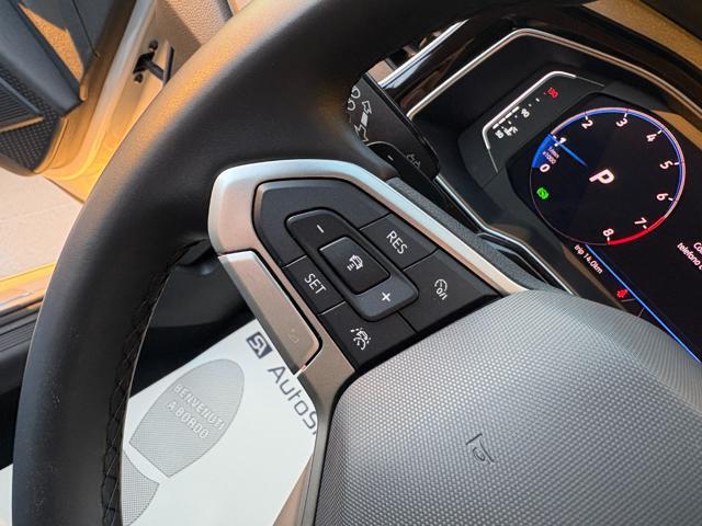 VOLKSWAGEN Taigo 1.0 TSI 110 CV DSG R-Line TETTO APR/PAN