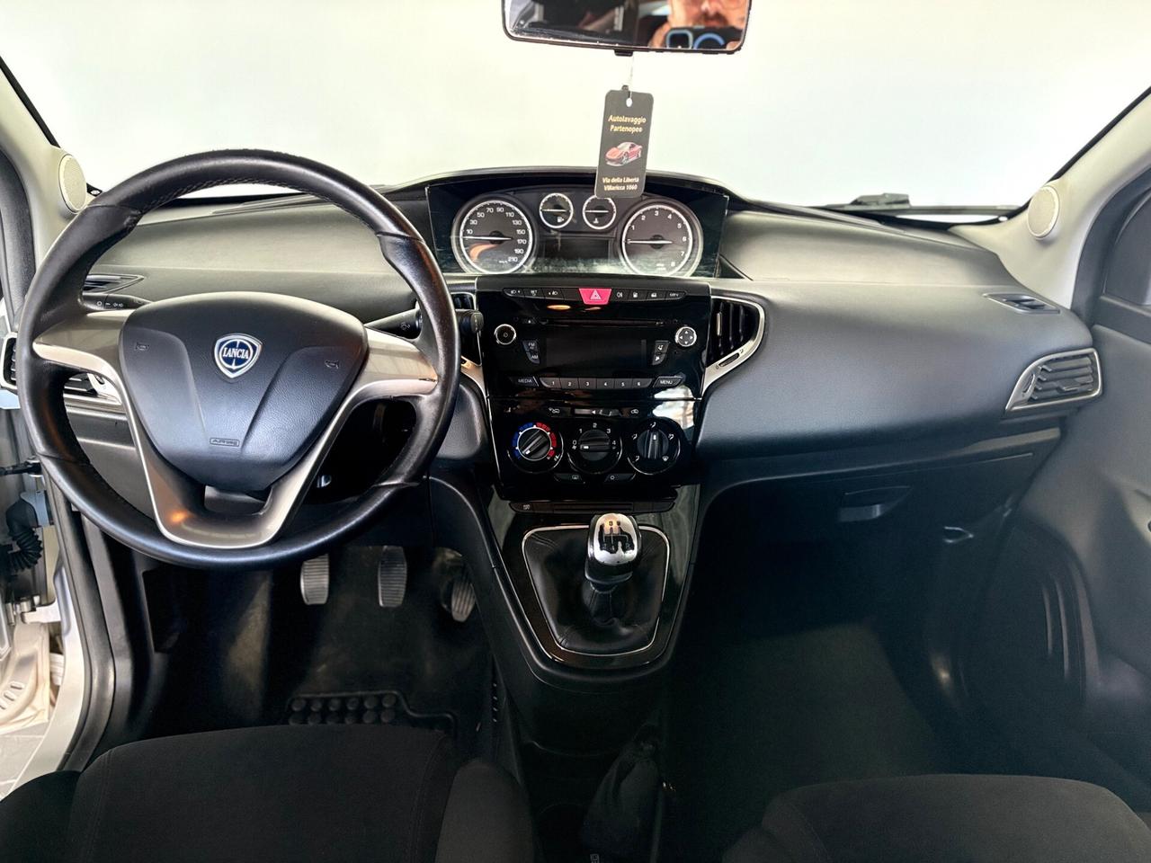 Lancia Ypsilon Gold GPL
