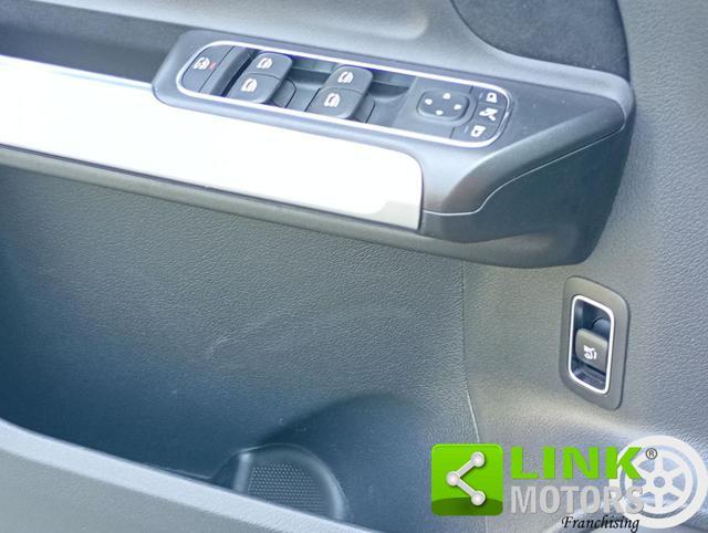 MERCEDES-BENZ GLB 200 Automatic AMG Line Advanced Plus