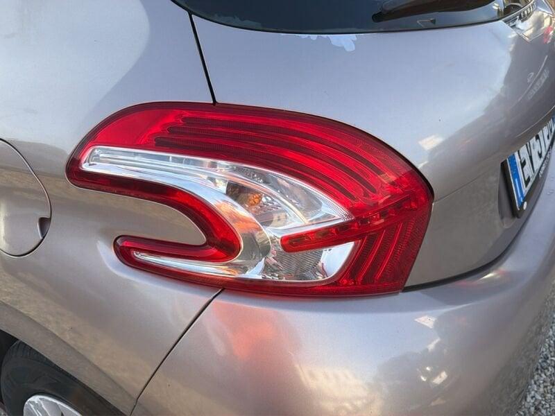 Peugeot 208 208 5p 1.4 vti 16v Allure