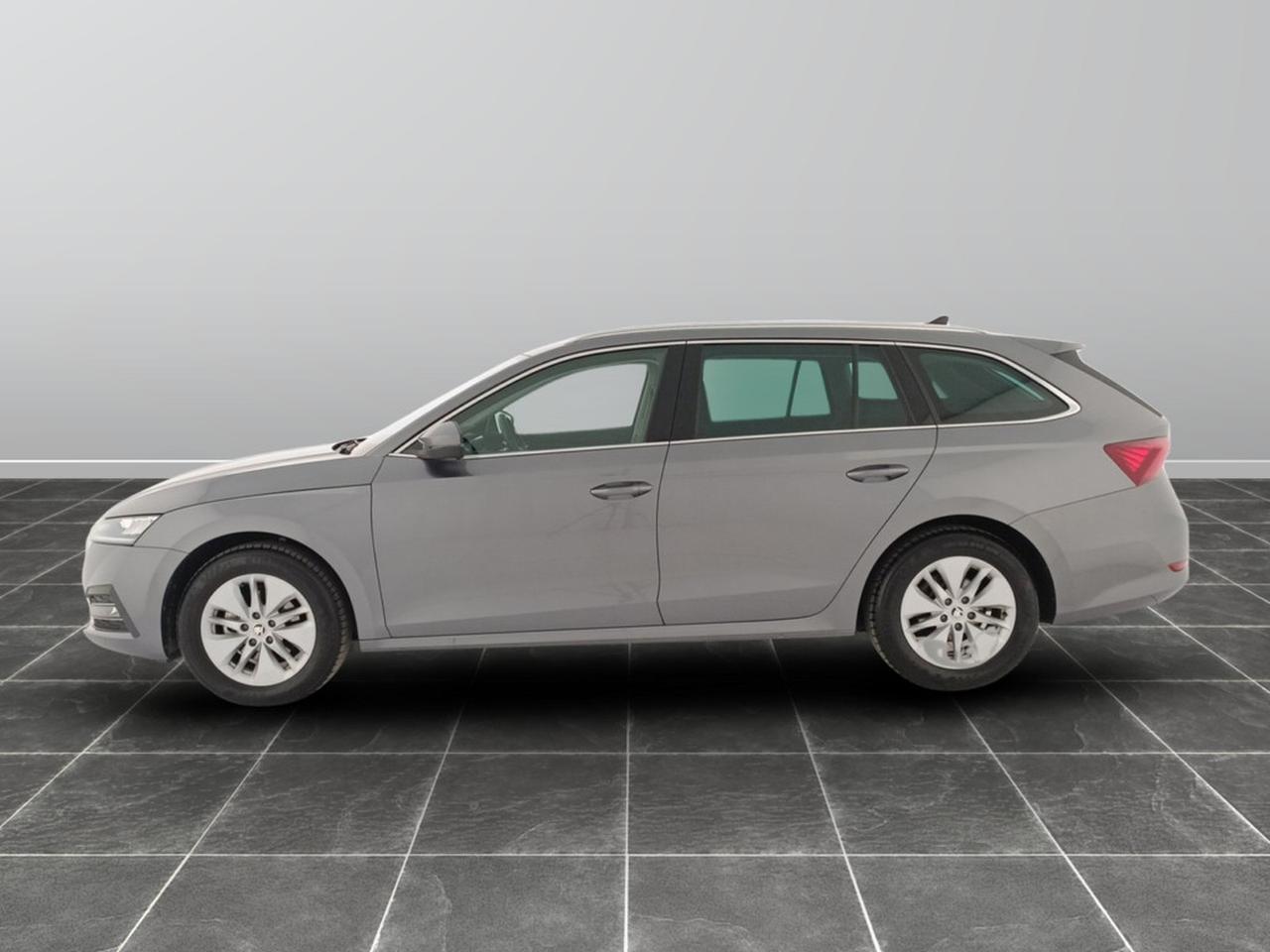 Skoda Octavia wagon 1.5 e-tec executive dsg