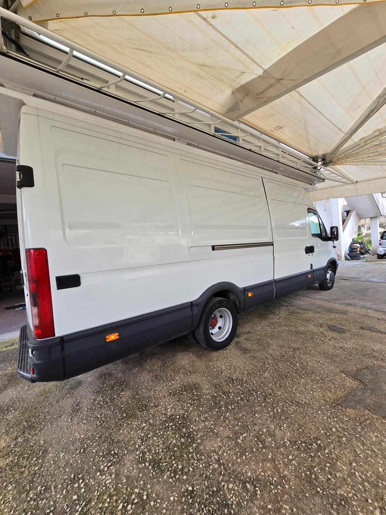 Iveco Daily 2800cc