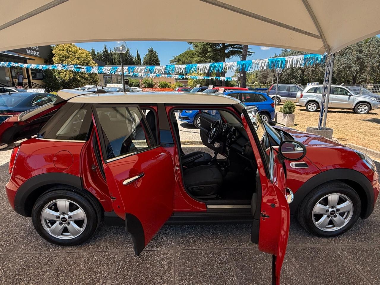"UNA CHICCA" Mini 1.5 One D Hype
