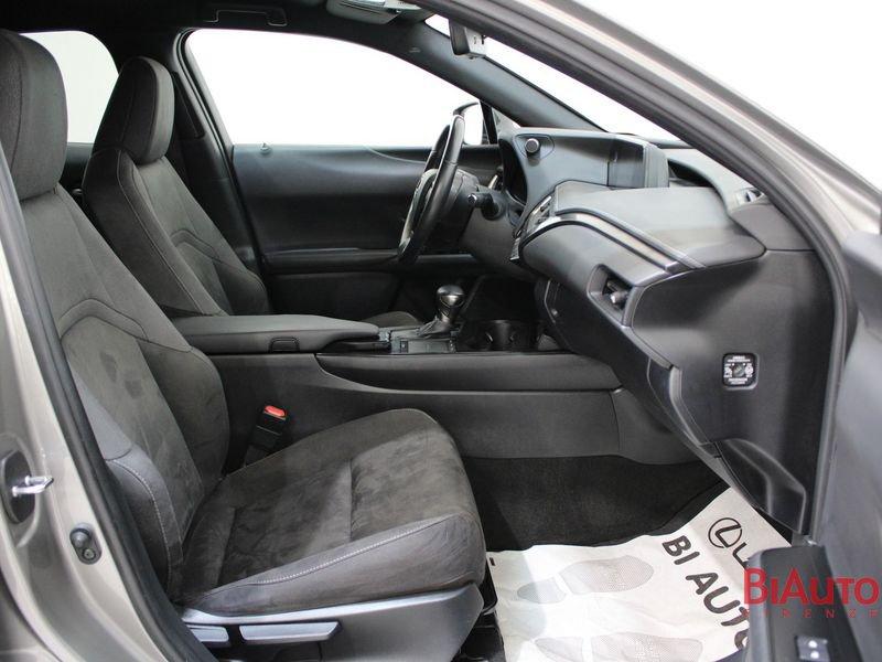 Lexus UX Hybrid Premium