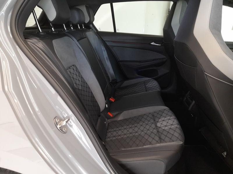 Volkswagen Golf 1.5 TSI EVO ACT R-Line