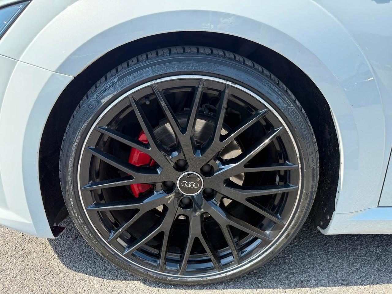 Audi TT Coupé 2.0 TFSI S line