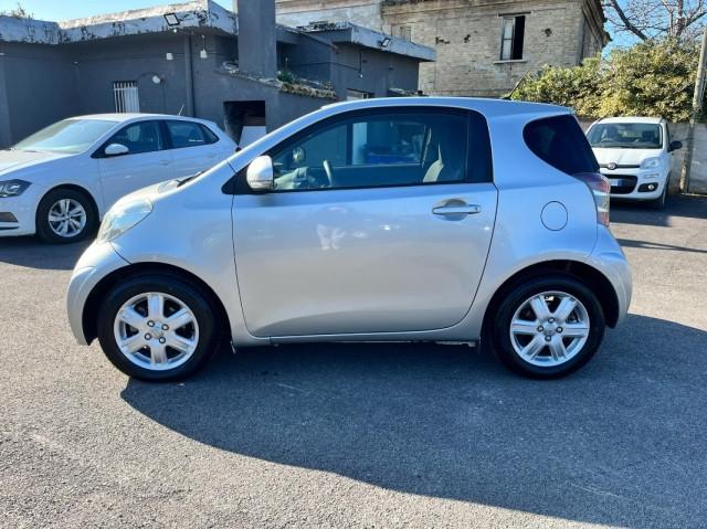 Toyota iQ 1.0 cvt (multidrive)