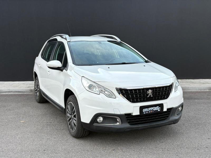 Peugeot 2008 1.6 bluehdi Active 75cv ADATTA NEOPATENTATI