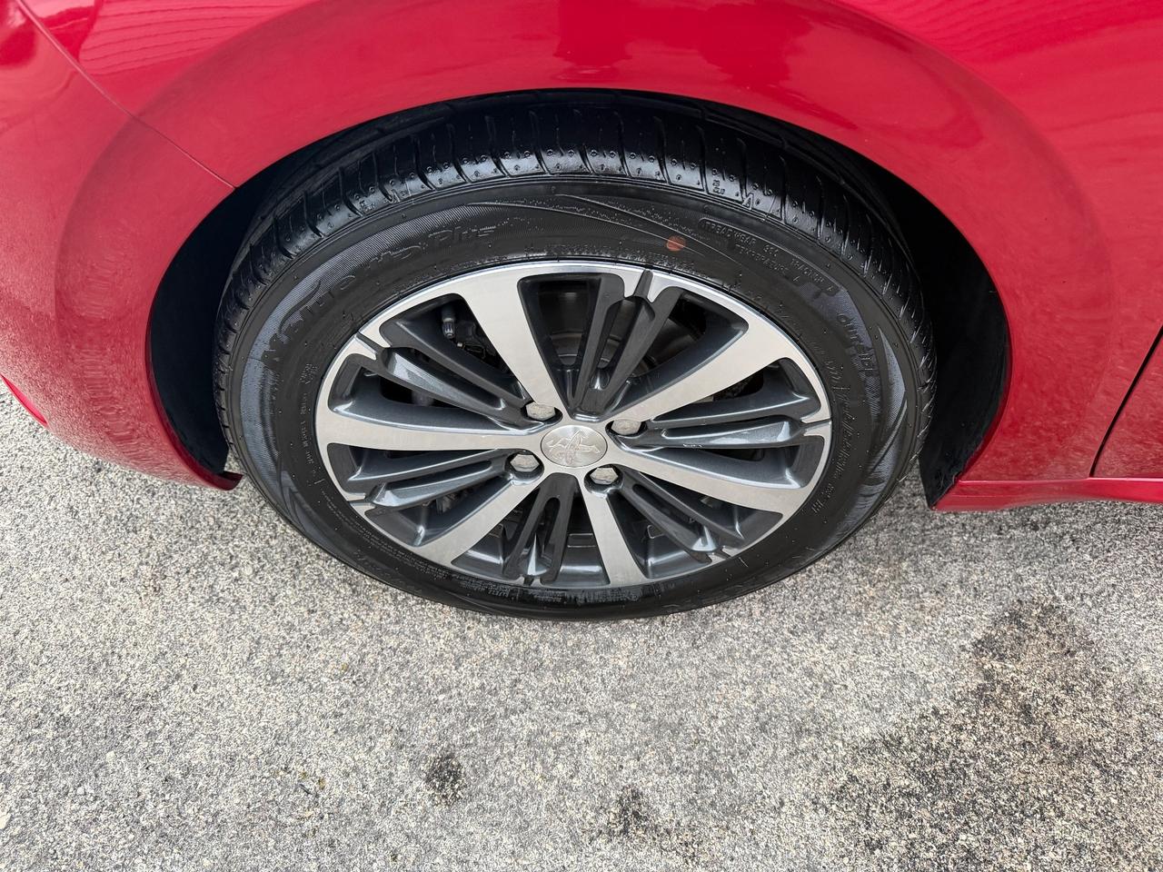 Peugeot 208 PureTech 82 5 porte Allure