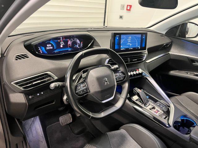 PEUGEOT 3008 BlueHDi 130 S&S EAT8 Allure