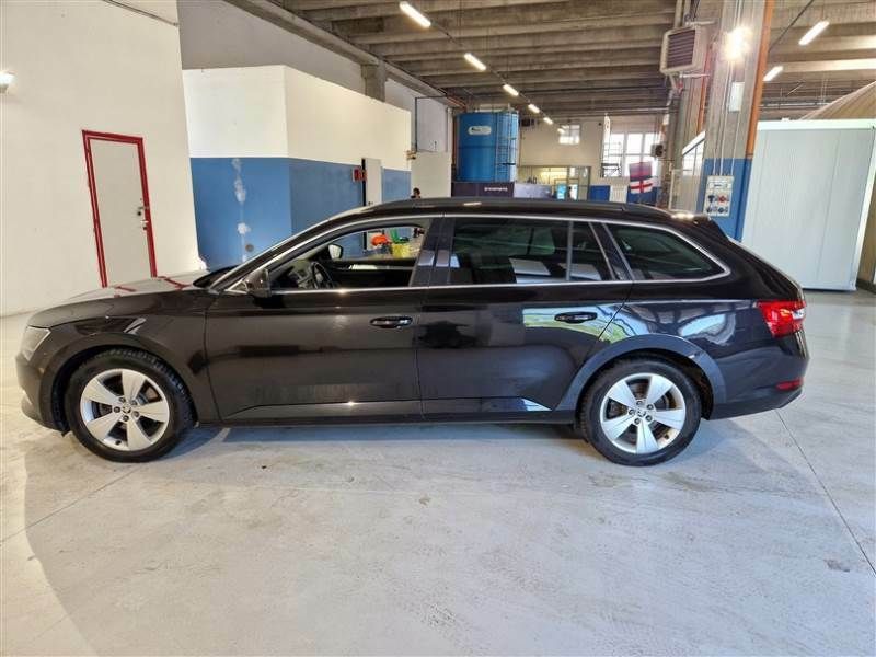 SKODA SUPERB WAGON 1.6 TDI EXECUTIVE 88KW