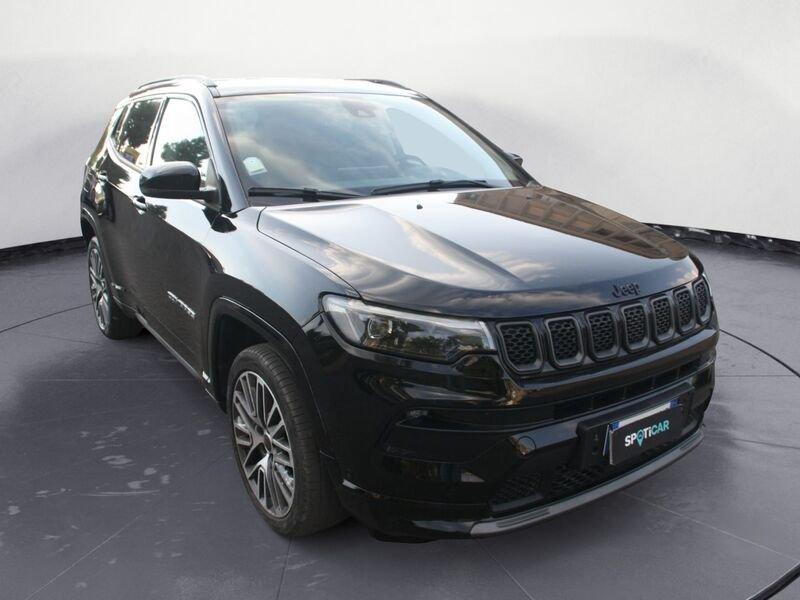 Jeep Compass e-Hybrid 1.5 Turbo MHEV T4 96kW Summit DDCT