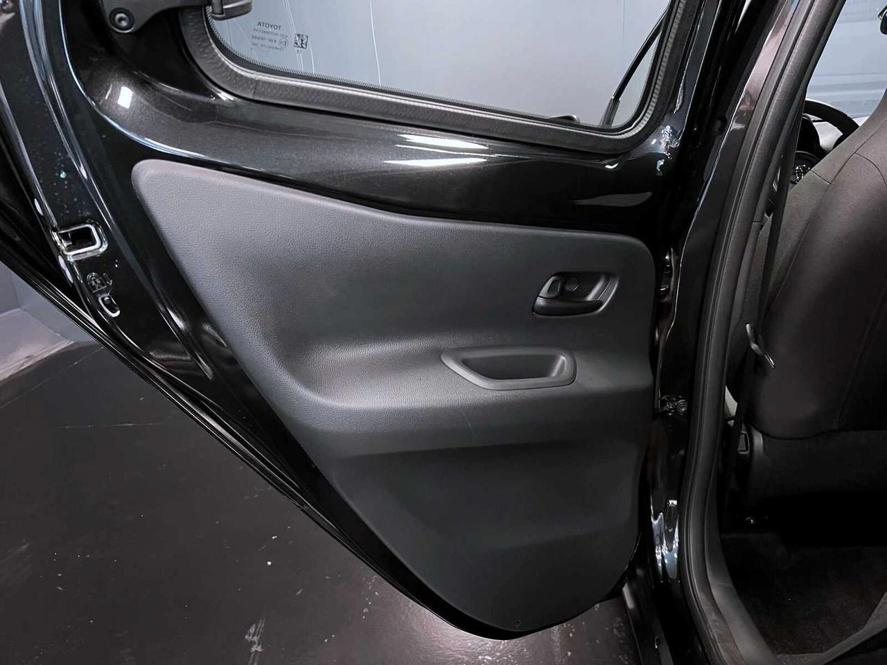 TOYOTA AYGO X 1.0 VVT-I 72 CV ACTIVE KM0