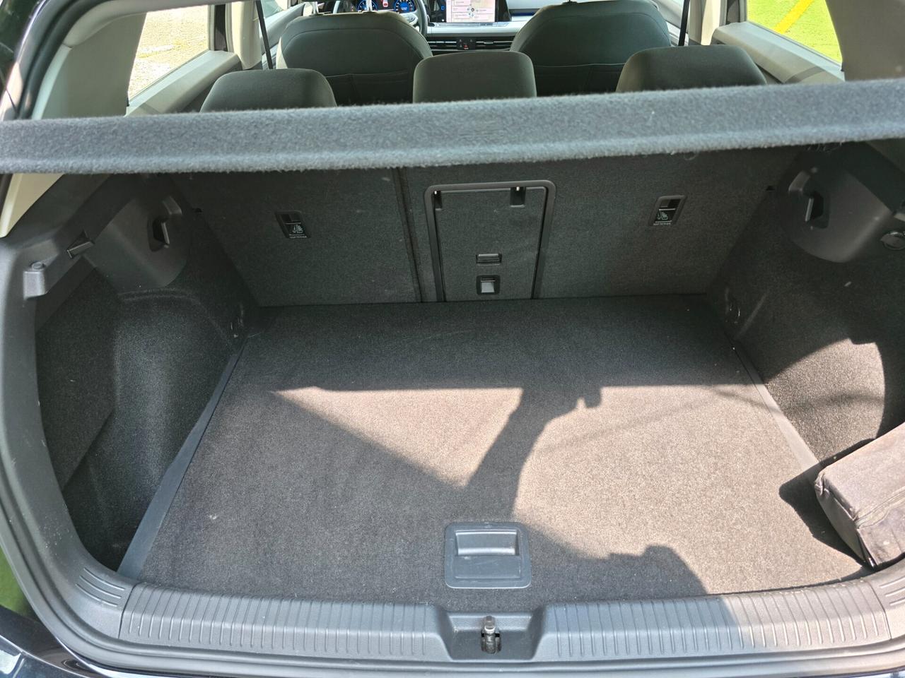 Volkswagen Golf 1.5BZ/METANO 131CV DSG -2021