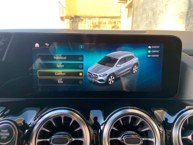 MERCEDES-BENZ GLA 200 d Automatic Premium Amg PACK NIGHT