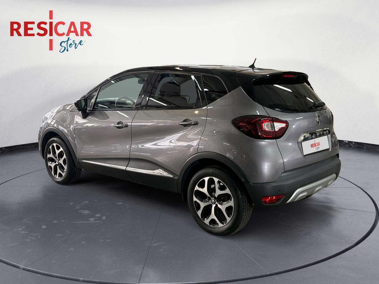 RENAULT Captur 0.9 tce Intens (energy r-link) 90cv E6 IDONEA NEOPATENTATO