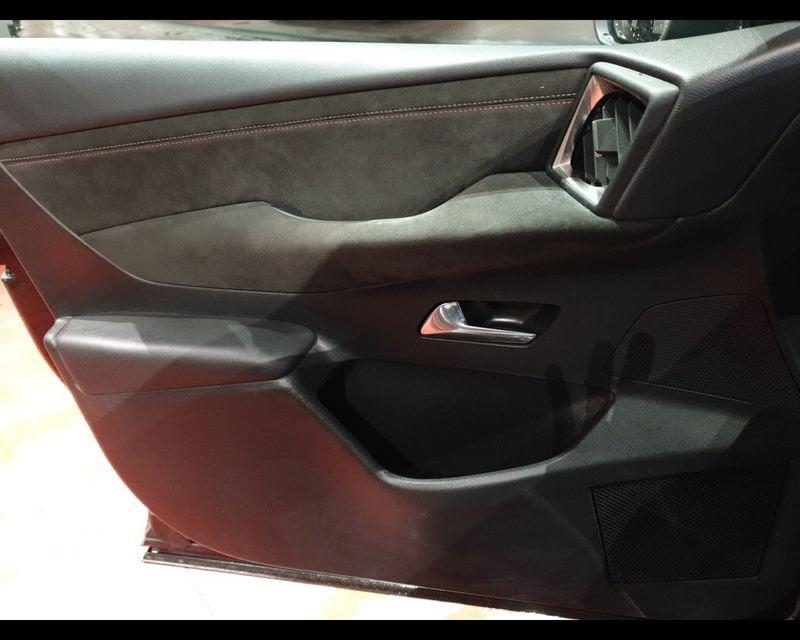 DS DS3 Crossback PureTech 130 aut. Performance Line