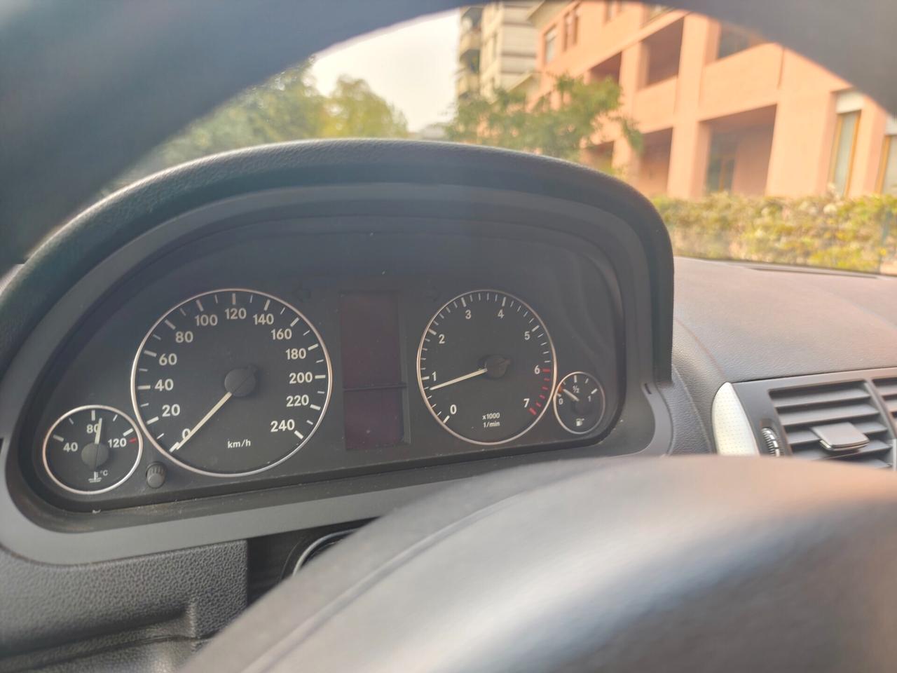 Mercedes-benz A 150 benzina euro 4 5 porte