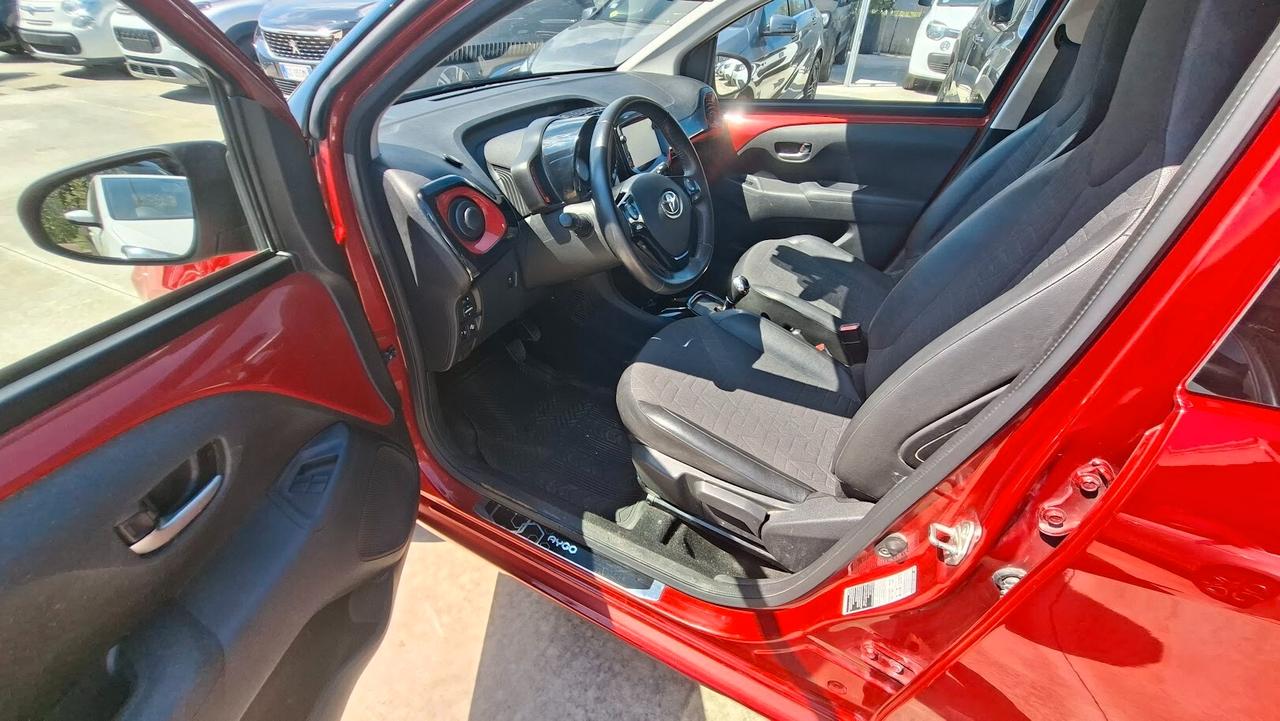 Toyota Aygo Connect 1.0 VVT-i 72 CV 5 porte x-cool MMT