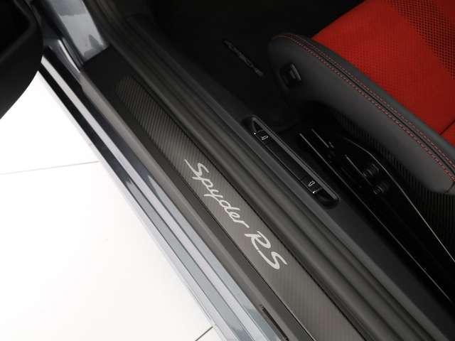 Porsche Boxster 4.0 spyder rs pdk