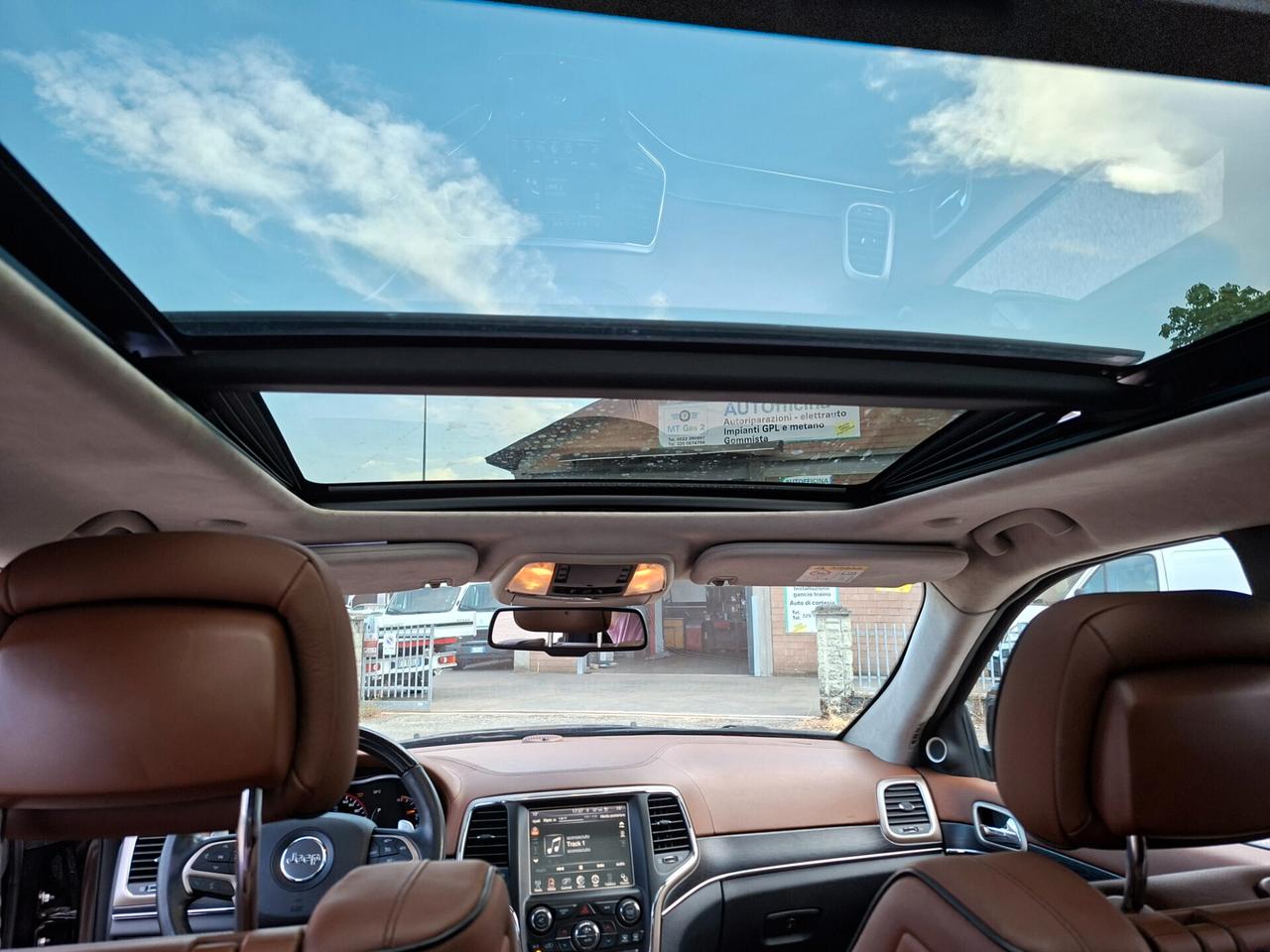 Jeep Grand Cherokee Summit - 2016