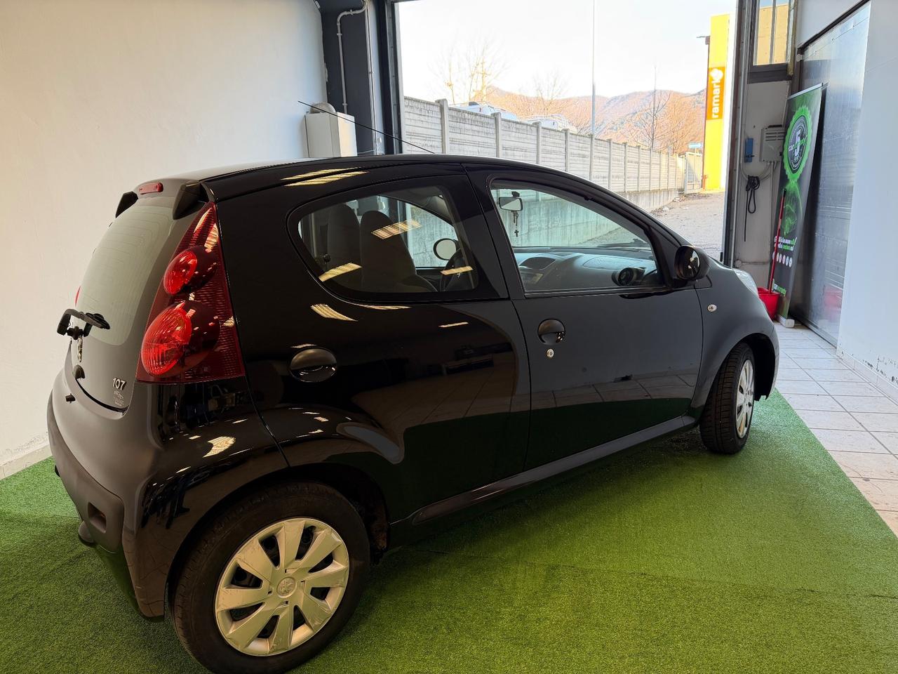 Peugeot 107 1.0 68CV 5p. Active