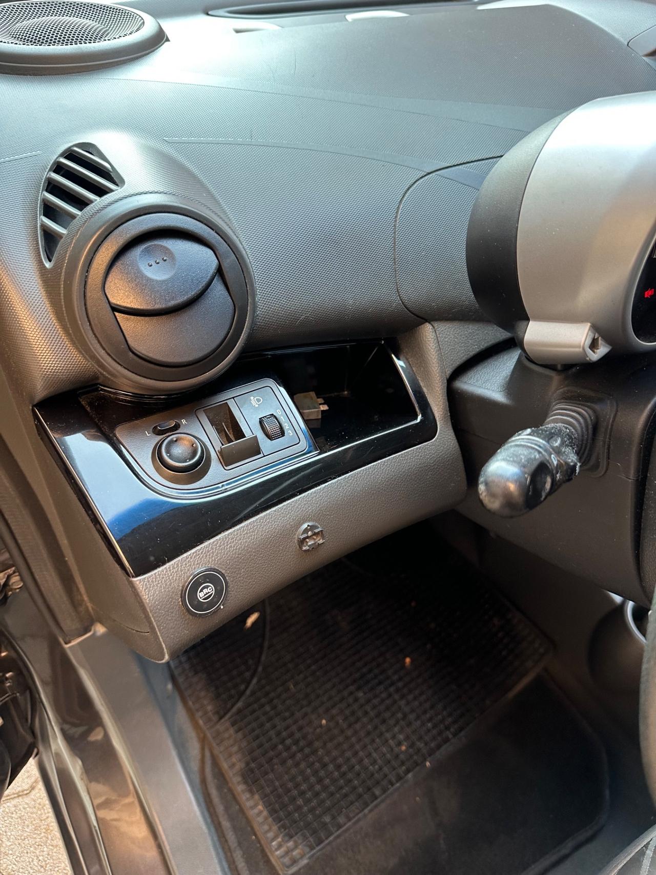 Chevrolet Spark 1.0 GPL Eco Logic Pink Lady Special Edition