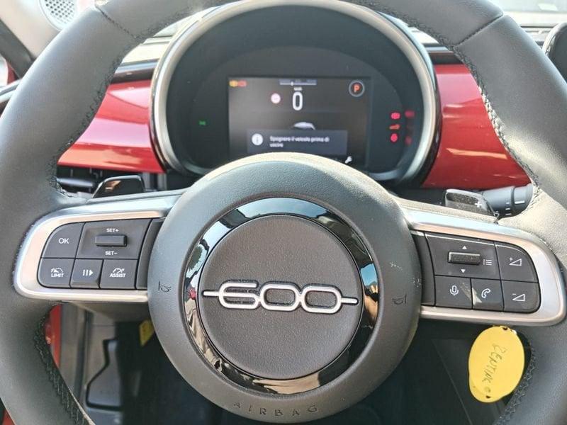 FIAT 600 1.2 Hybrid 110cv