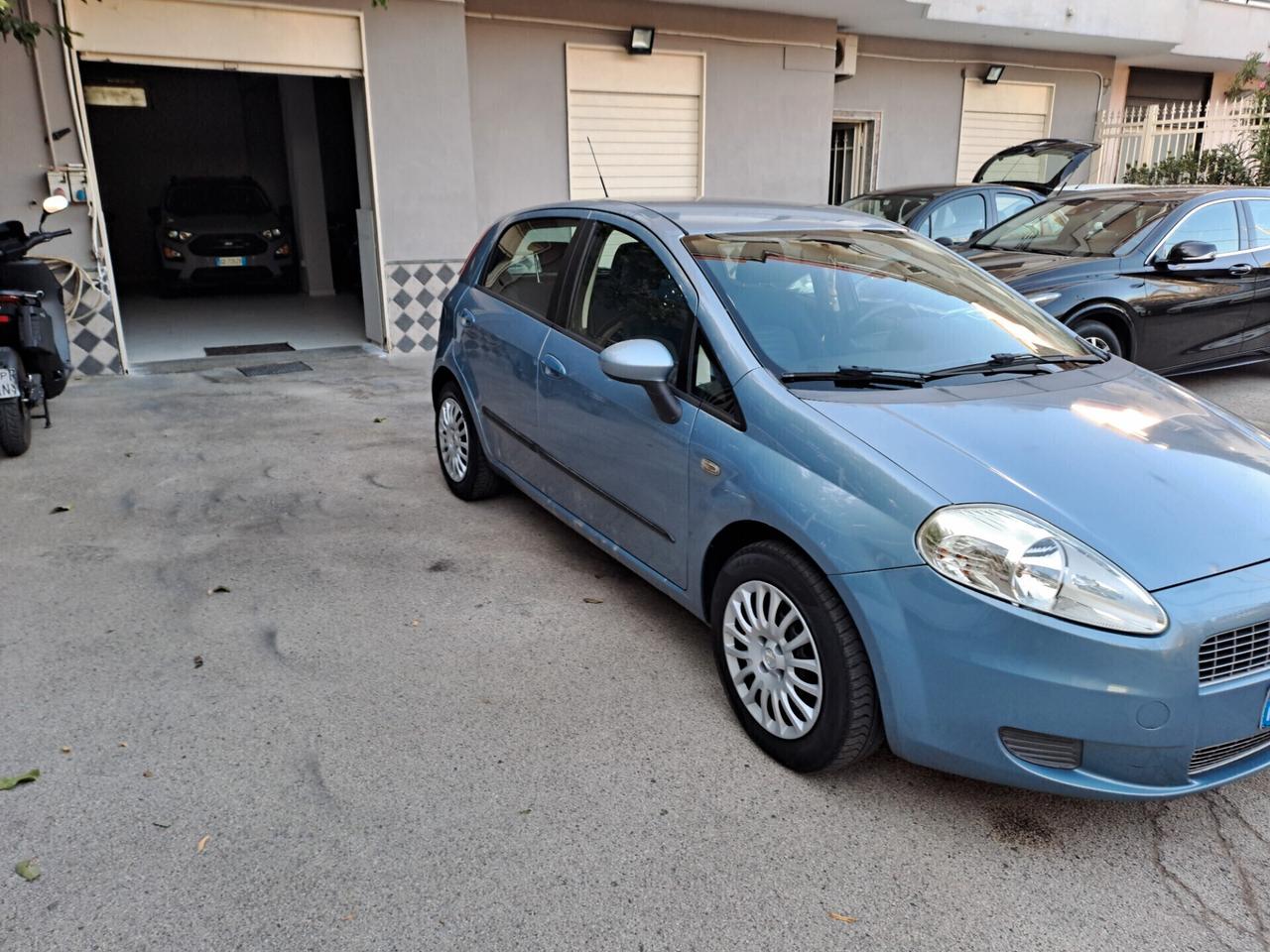 Fiat Grande Punto 1.3 MJT 90 CV 5 porte Dynamic