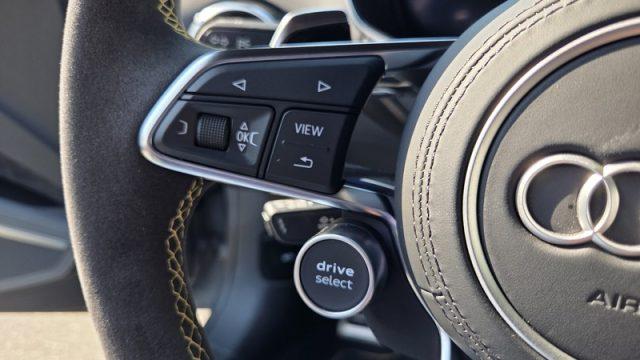 AUDI TT RS Coupé 2.5 TFSI quattro S tronic Iconic Edition PER