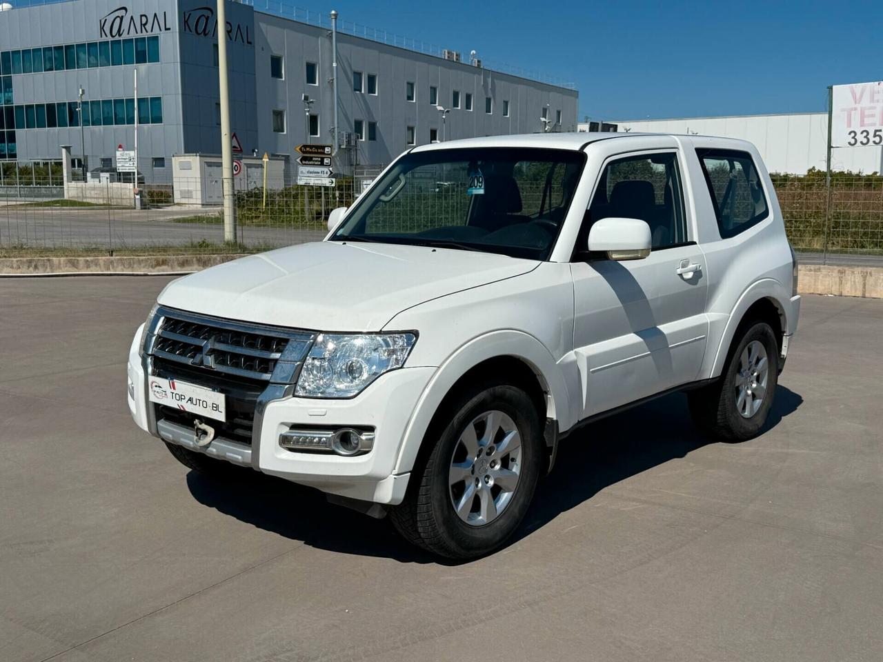 Mitsubishi Pajero 3.2 DI-D 16V aut. 3p. Intense DPF