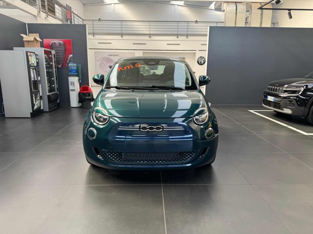 FIAT 500e Fiat La Nuova 500 Hatchback MY23 320 Berlina