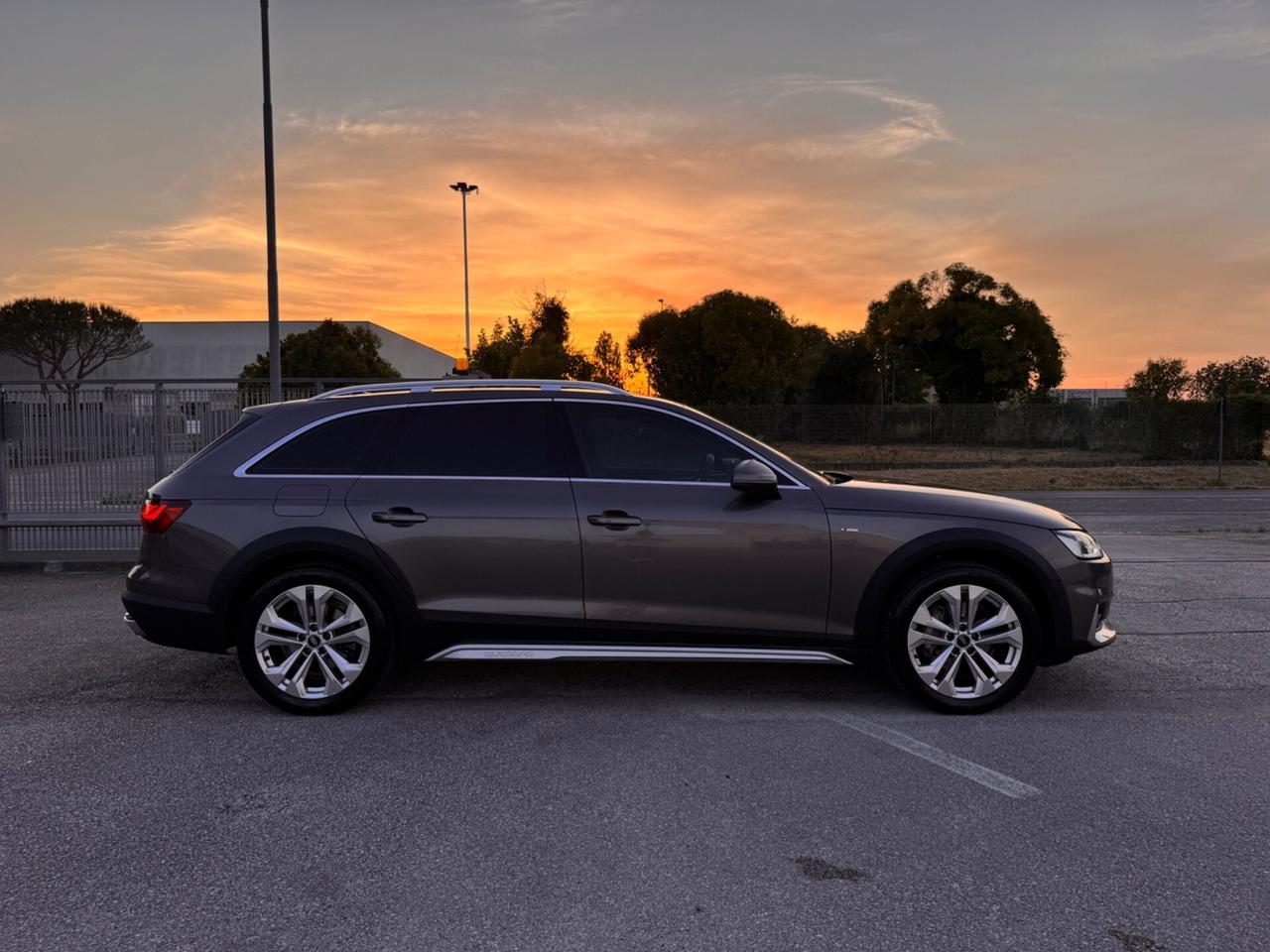 Audi A4 allroad 40 TDI 204 CV S tronic Quattro IDENTITY CONTRAST