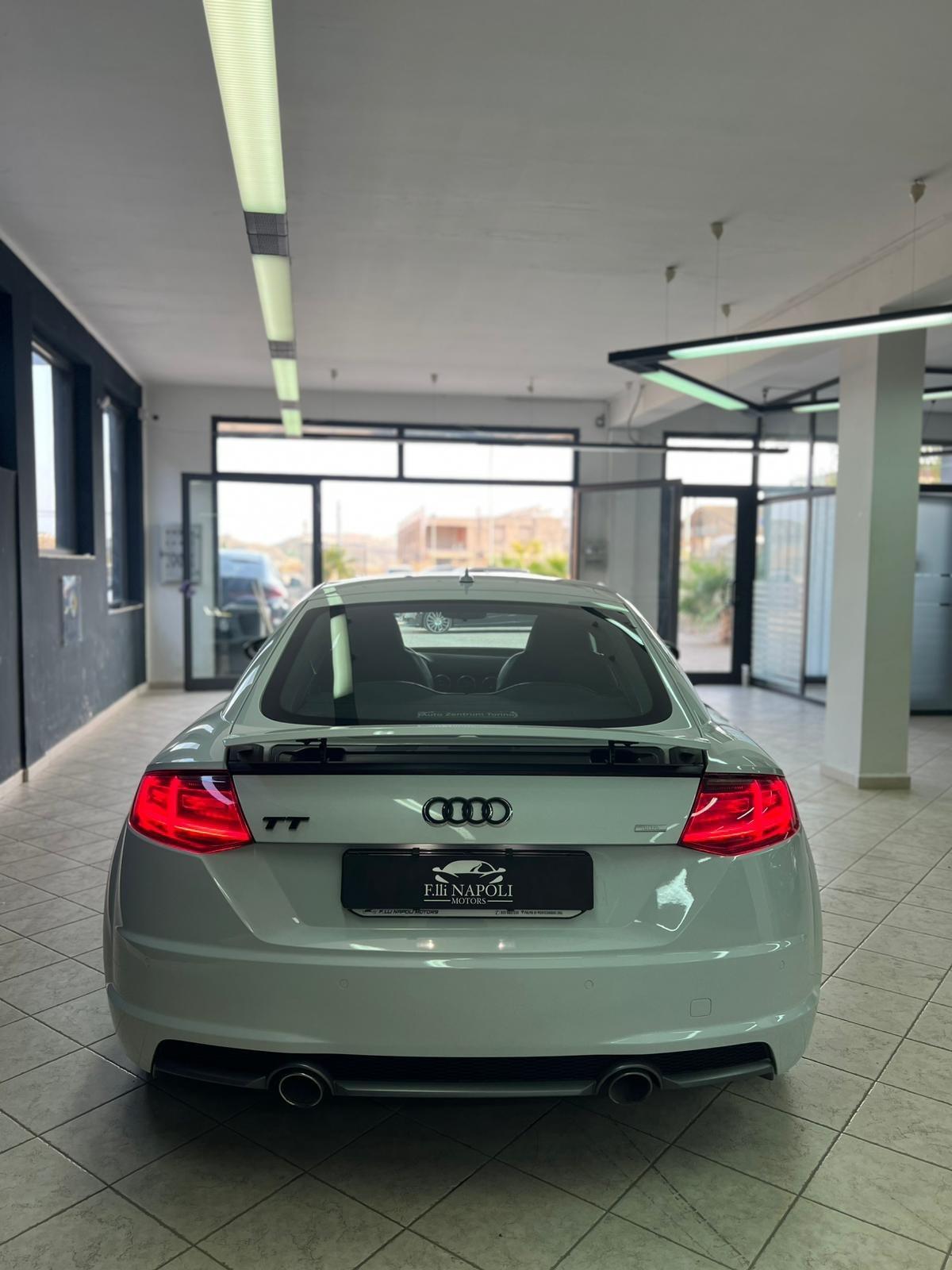 Audi TT Coupé 2.0 TDI ultra S line