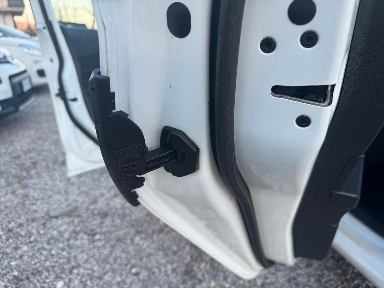 Ford Fiesta 1.1 85 CV 5 porte Plus