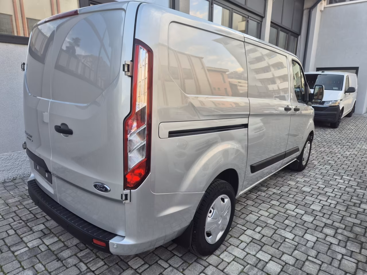 Ford Transit Custom 280 2.0 TDCi aut. PC Trend -