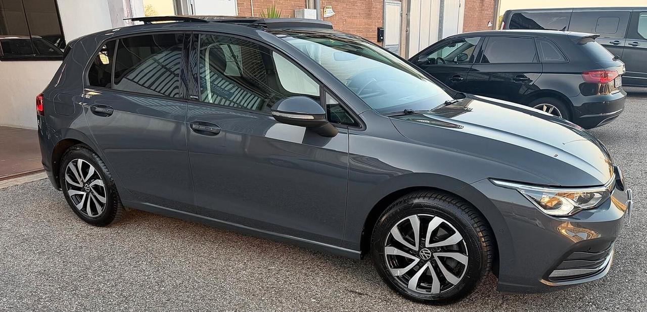 Volkswagen Golf 2.0 TDI DSG SCR Style TETTO APRIBILE E GANCIO TRAINO