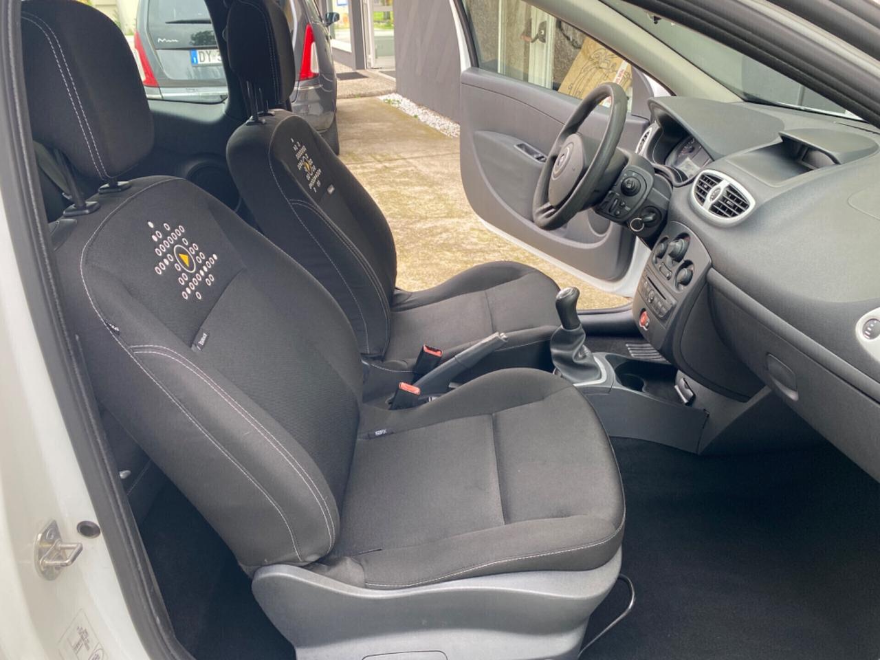 Renault Clio 1.2 3 p Yahoo X neopatentati