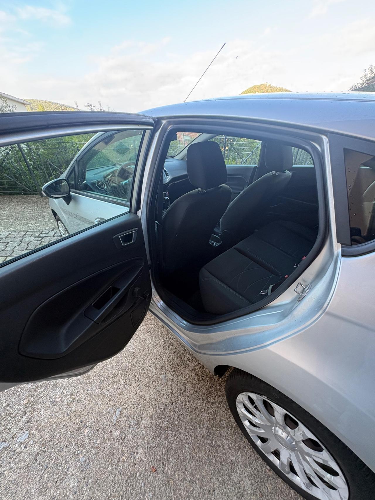 Ford Fiesta 1.6 TDCi 95CV 5 porte Titanium