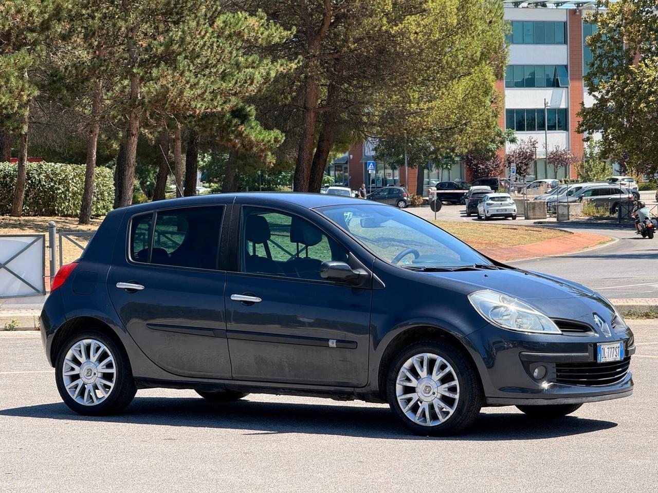 Renault Clio 1.5 dCi 85CV 5 porte Le Iene *Garanzia*