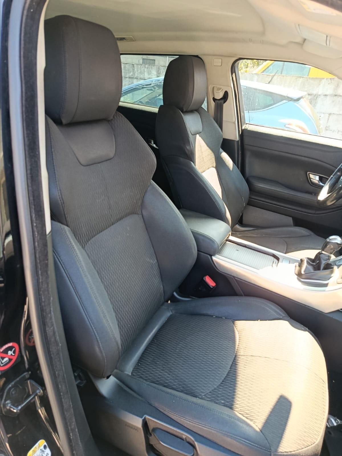 Land Rover Range Evoque 2.0 eD4 5p. SE Dynamic