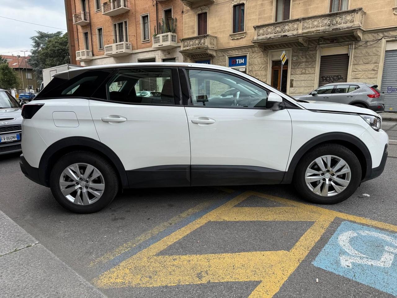 Peugeot 3008 Business 1.5 Blue HDI 130 #5763