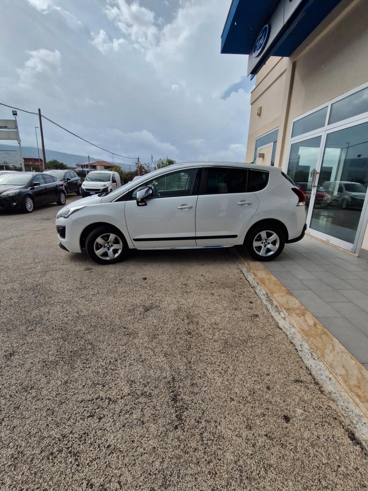 Peugeot 3008 1.6 HDi 115CV Allure