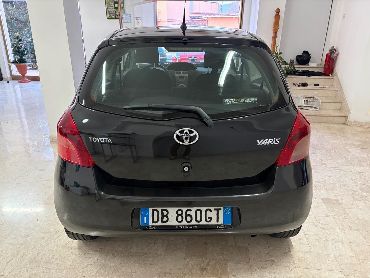 TOYOTA YARIS 1.0 69 CV 131.000 KM