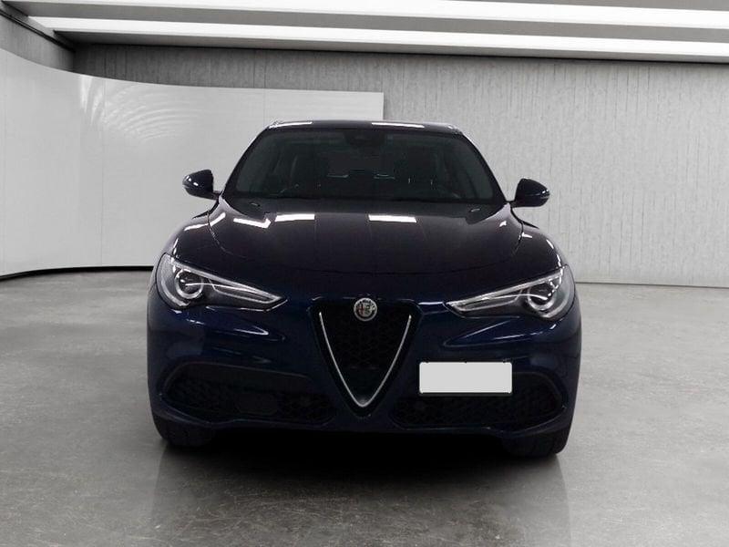 Alfa Romeo Stelvio 2.2 t Executive Q4 210cv auto my19