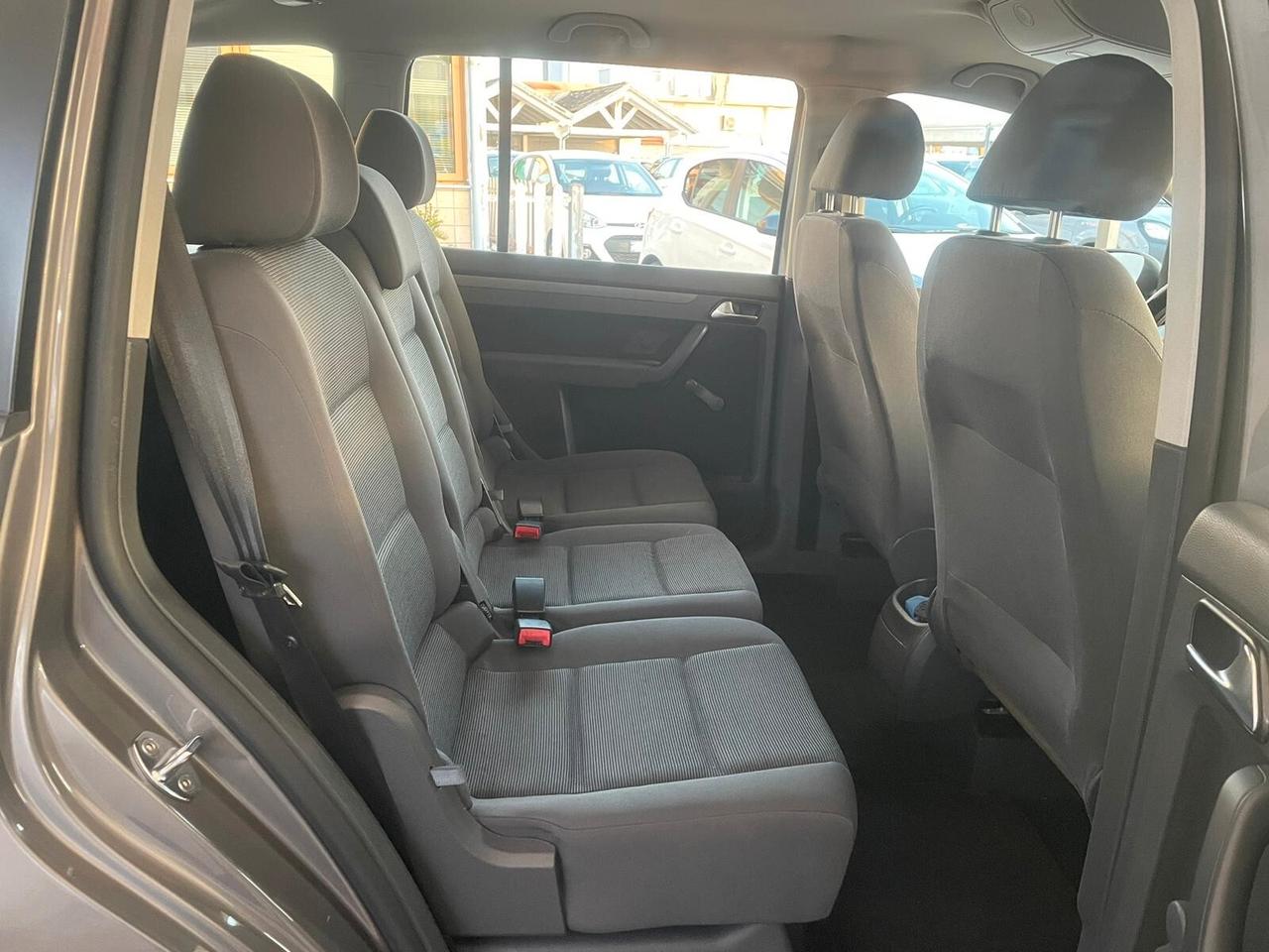 Volkswagen Touran 1.6 Trendline GPL